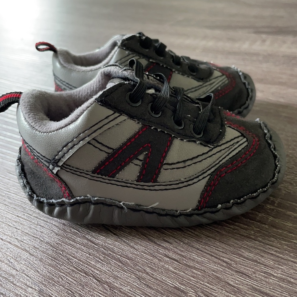 Baby Boy Shoes size 9-12 Months - Picture 4 of 5